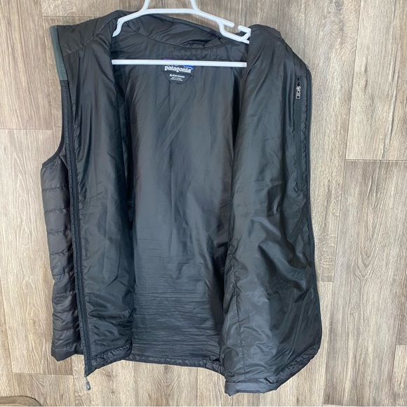 Patagonia Nano Puff Vest Mens XL  Black Insulated Primaloft Outdoors 3 Pockets - Picture 3 of 9